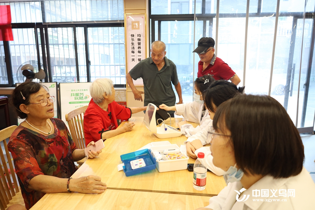  【网络中国节·中秋】义乌苏溪镇双节送健康 便民服务暖民心 